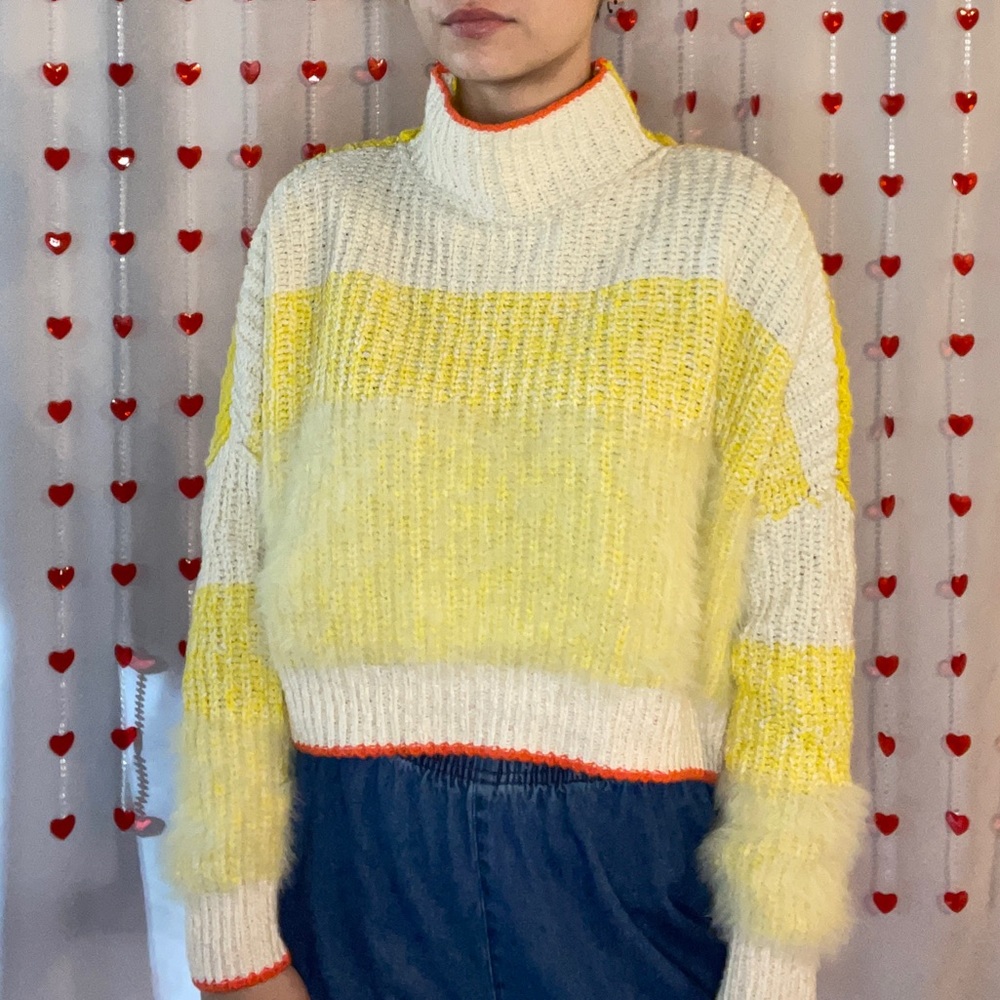 YELLOW FLUFFY FREE PEOPLE SWEATER